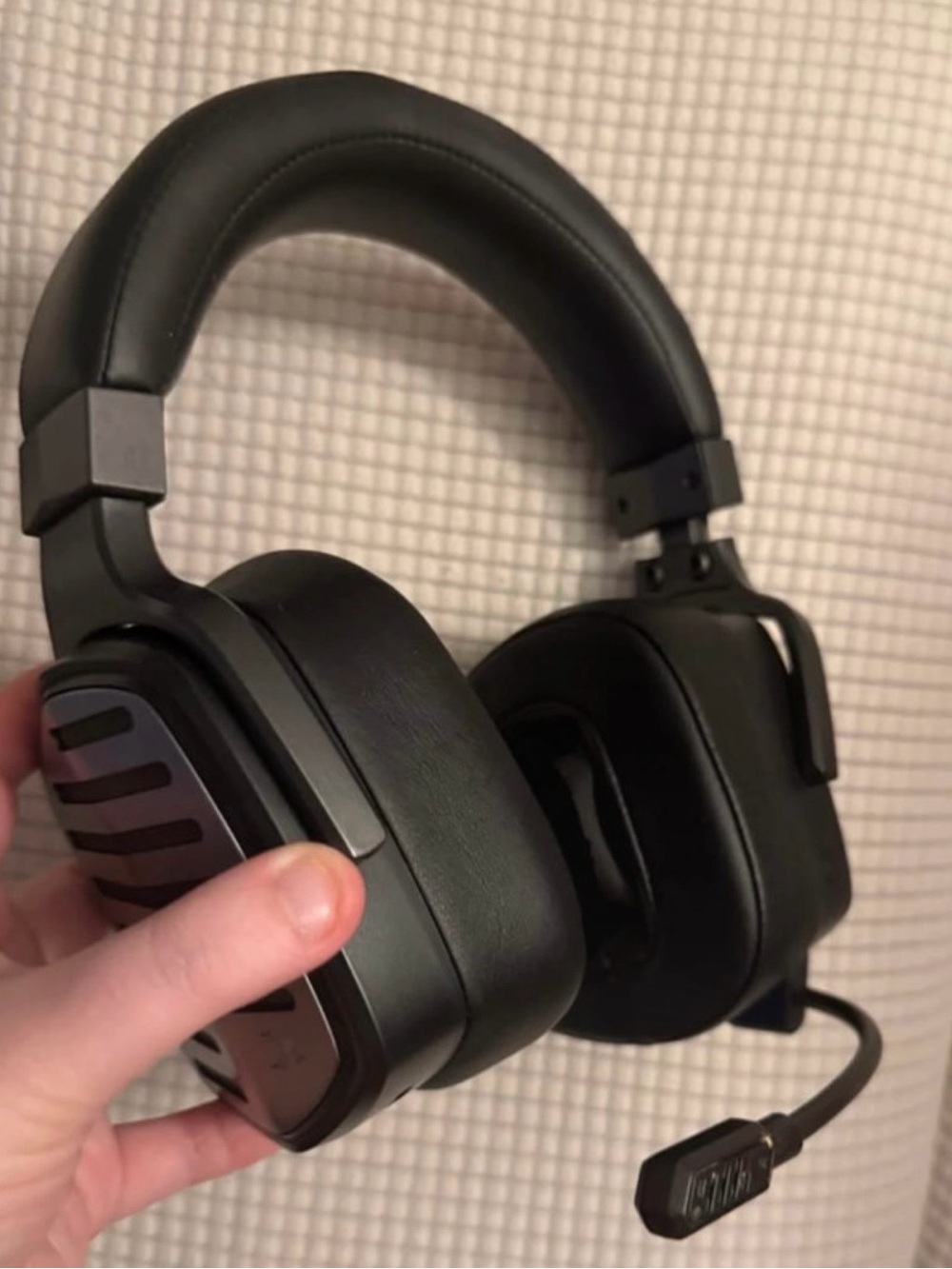 Wireless Over-Ear Headphones with Detachable Mic - Black